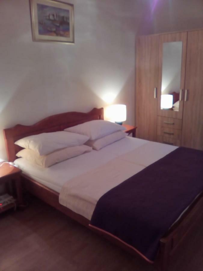 Apartment Castel Bale Εξωτερικό φωτογραφία
